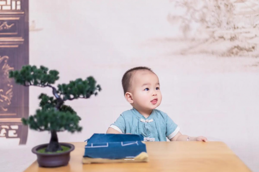 滁州宝宝喊肚子疼怎么回事
